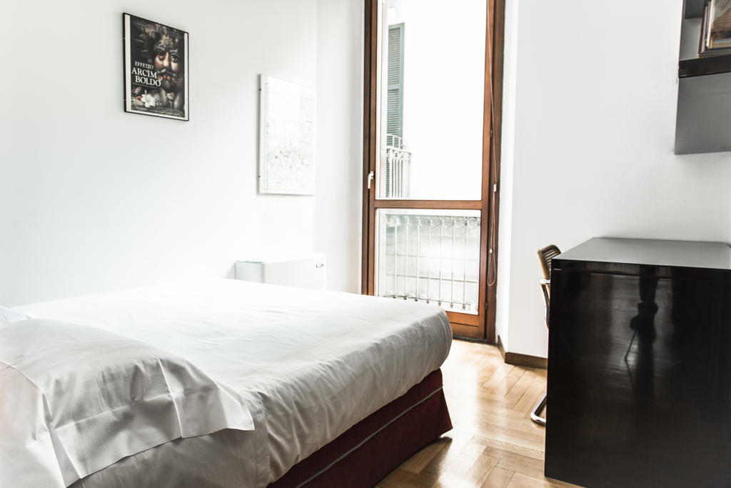 San Maurilio Apartments Μιλάνο Δωμάτιο φωτογραφία