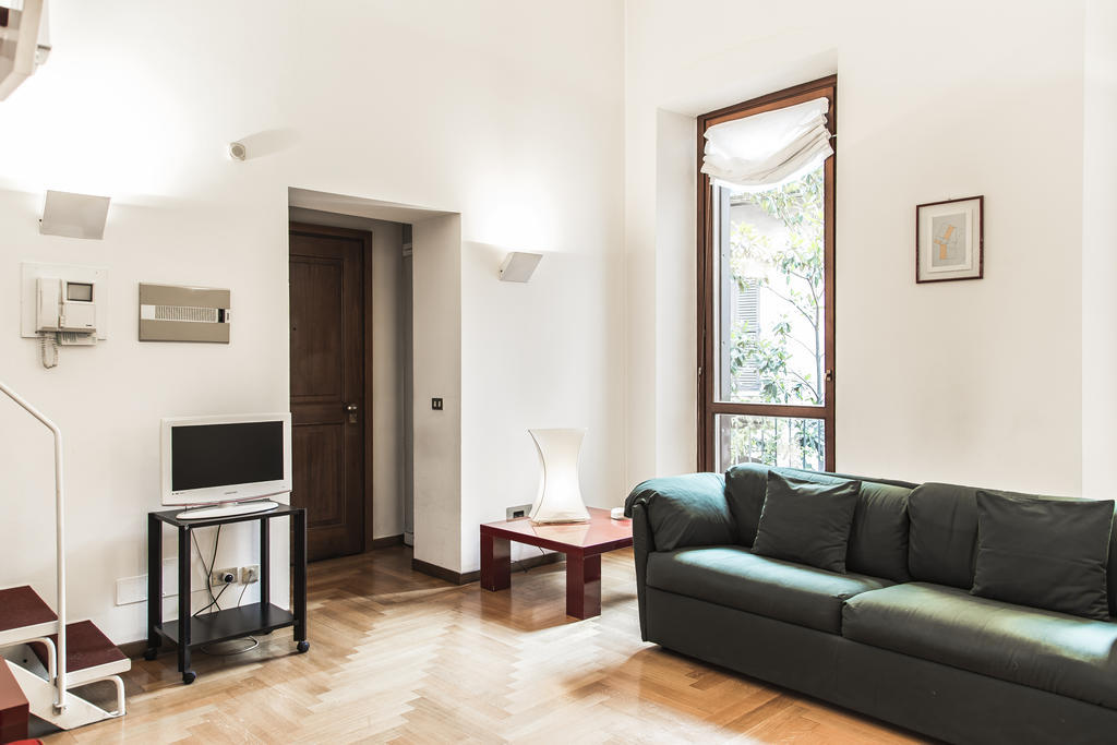 San Maurilio Apartments Μιλάνο Δωμάτιο φωτογραφία